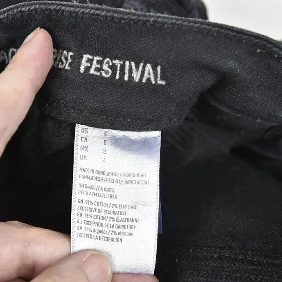 American Eagle Vintage Hi-Rise Festival Jean Shorts Distressed Size  0 - Picture 10 of 13